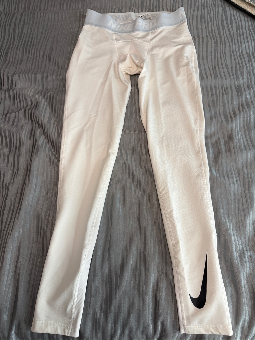 Nike compression leggings